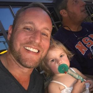 Meet your Posher, Dustin